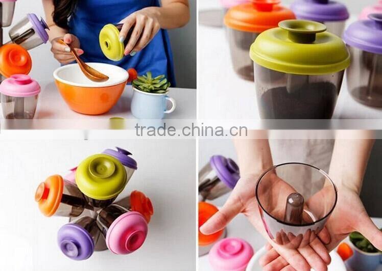 2014 hot selling ABS tree cruet for kitchen using creative caster 6pcs per set seal pot