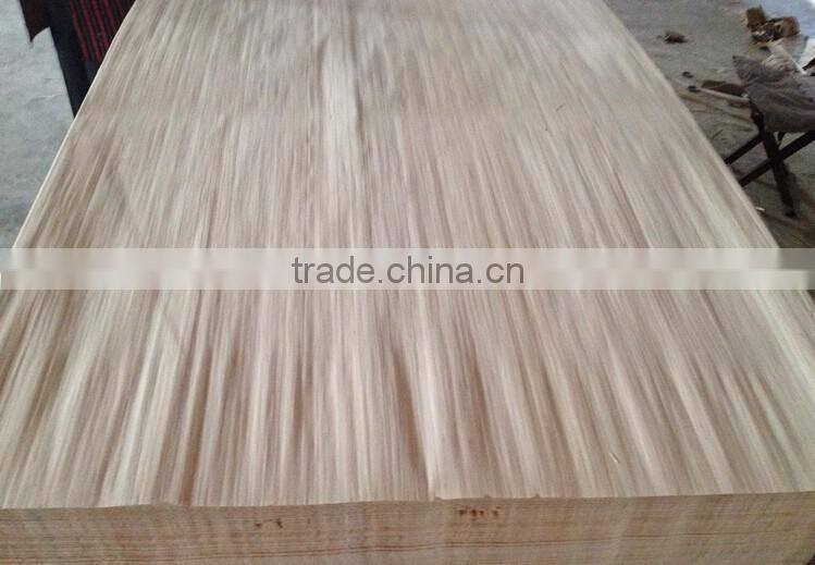 linyi factory 0.3mm Grade a b c white recon veneer for india furniture