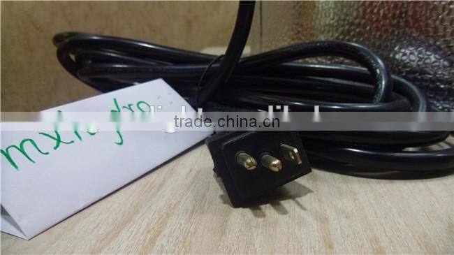 Adjust-A-Wing Avenger Large Light Reflector w/Cord