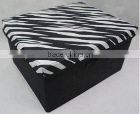 Small size non-woven storage trunk storage organizer with lid