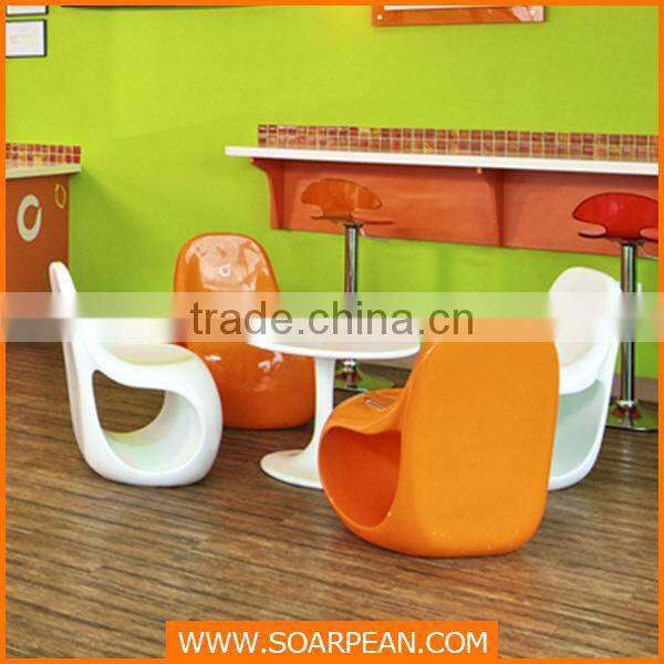 Modern Chair Fiberglass Triangle Stool Chair
