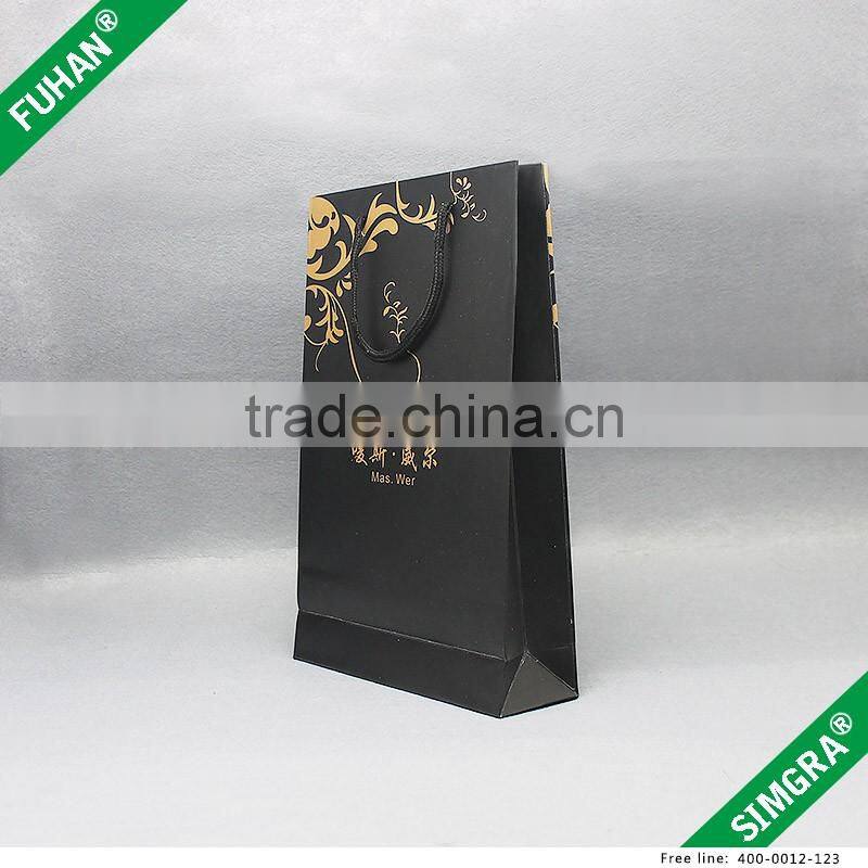 Factory Make Full Black Paper Shopping Bag With Gold logo.