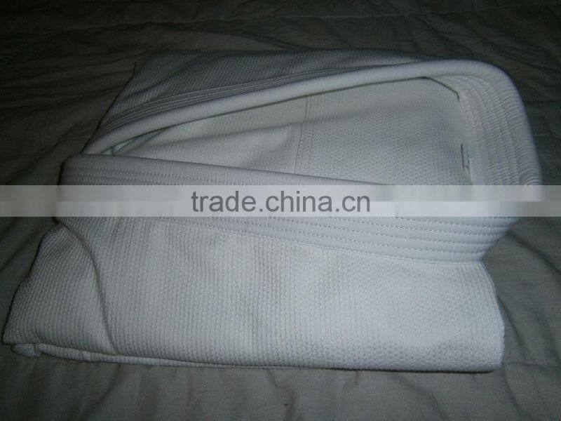 Shoyorol koral pearl weave gold weave BJJ uniforms cotton white