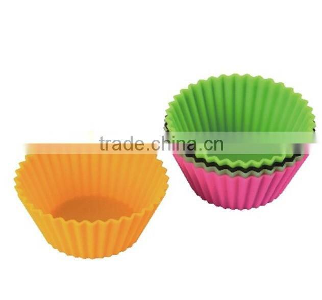 68x60x60mm Robot shape Silicone teacup cupcake mold China manufacturer