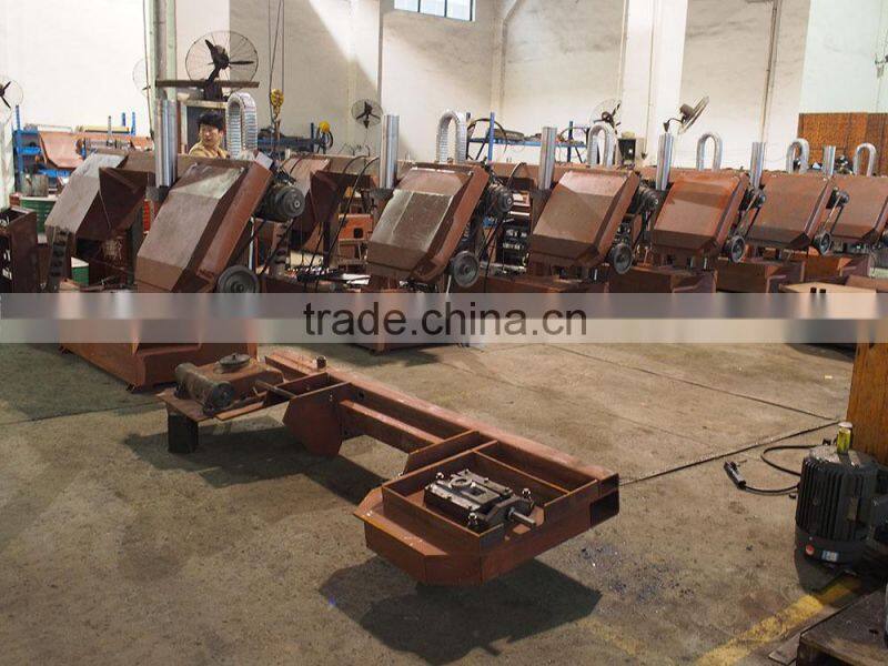 Double column hydraulic sheet metal sawing machine