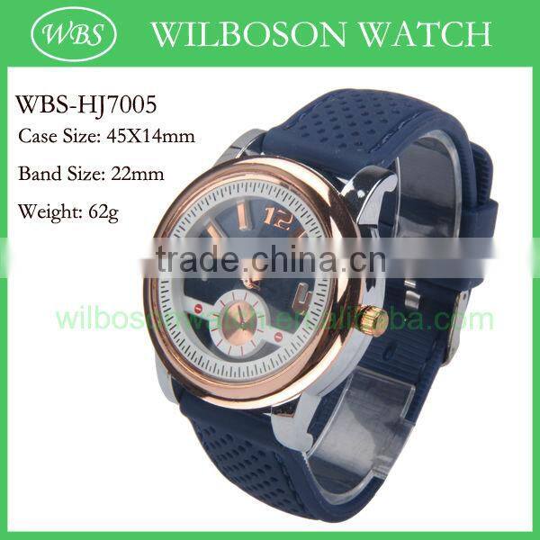 Mens quartz watch silicone band