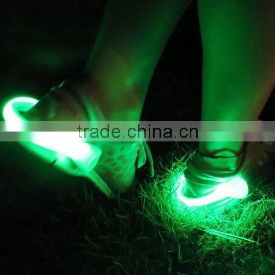 christmas Eco-friendly shoe led light for running in the dark / pink skidproof shoe clip,led shoe clip light