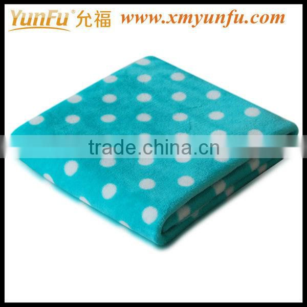 Superior Pet Beds Machine Washable Double Thickness Sherpa Fleece Dog Blanket