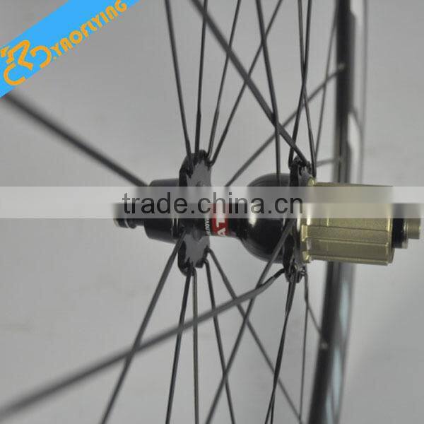 60 mm famous FWD V brake covers carbon spoke wheels ,700c spoke carbon road bike wheels