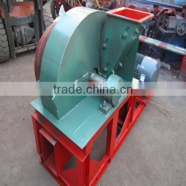 Wood shavings machine/Wood shavings machine for poultry bedding