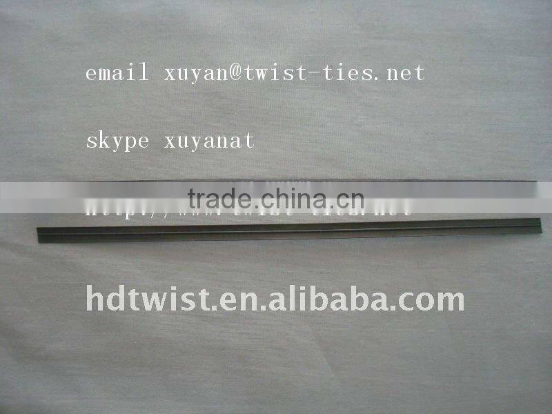 roll plastic/paper clips