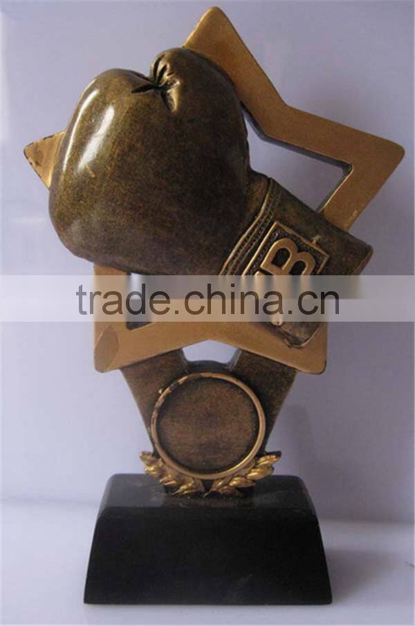 Cheap polyresin wholesale trophy