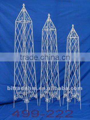 3/S metal plant stand with bird