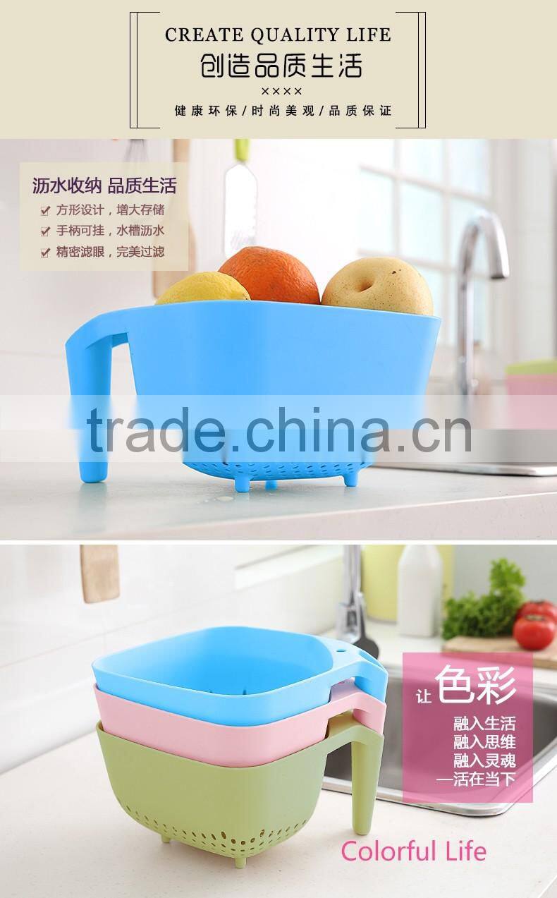 square Plastic Vegetable Draining Strainer Basket with handle,big size