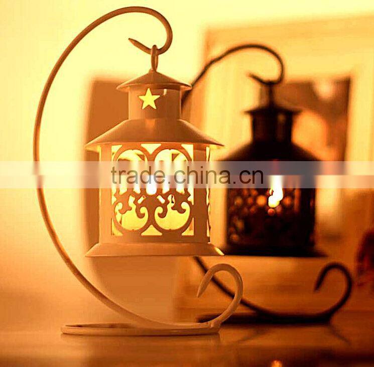 Mediterranean Style Furnishing Articles Red Wrought Iron Candle Holders Metal Candlesticks Table House Wedding Decoration