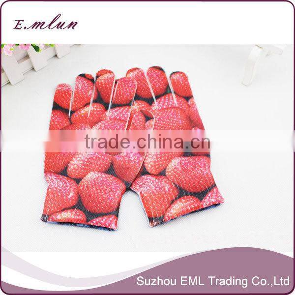 Fashion 3D Pattern Print Acrylic Gloves