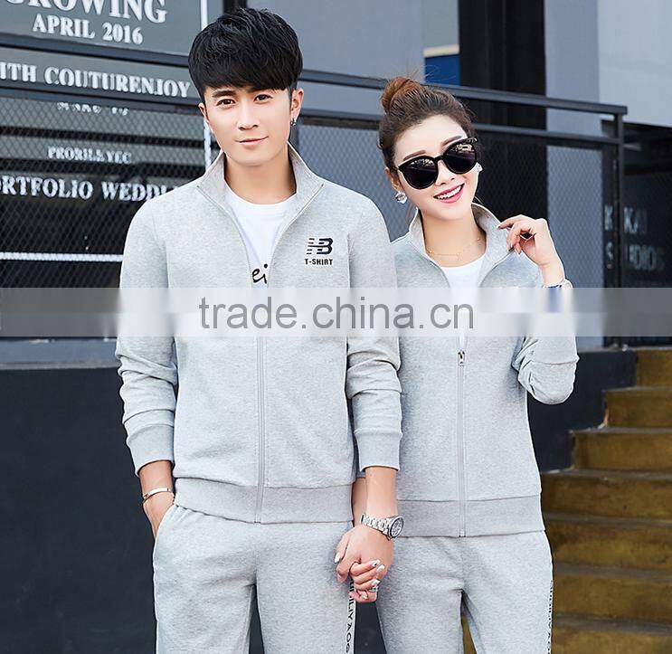 2017 New arrive Wholesale High quality sports Tracksuits