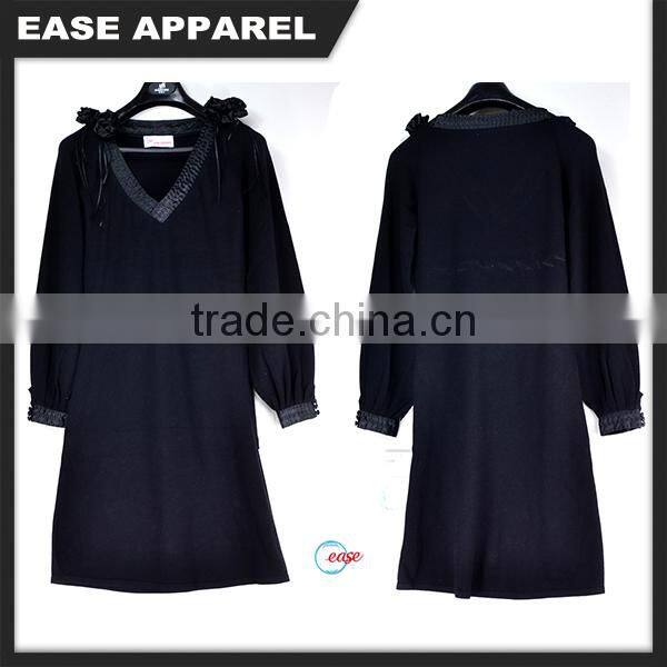 A chunky sweater tunic featuring a wide horizontal stripes,Ladies winter long sweater