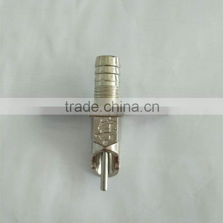 Automatic rabbit nipple drinker for rabbit in cage