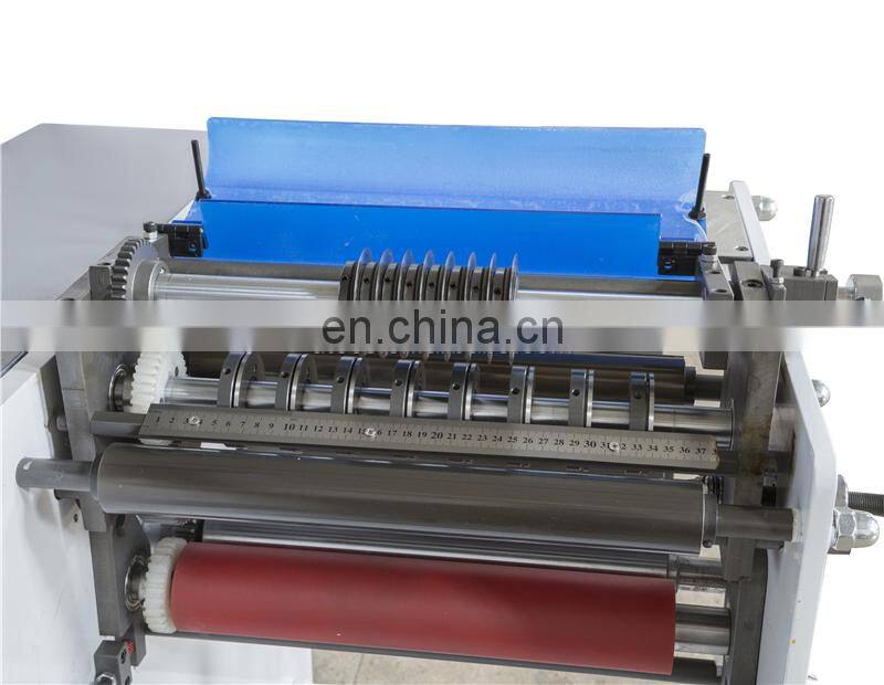 UTS320s Maquina del Cortado Rebobinadora Para Etiqueta Adhesiva Label Slitting and Rewinding Machine