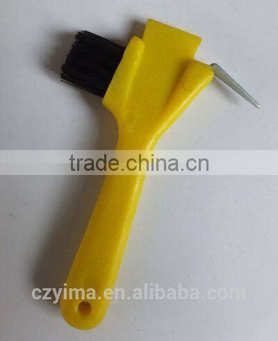 plastic hoof pick brush/horse cleaning