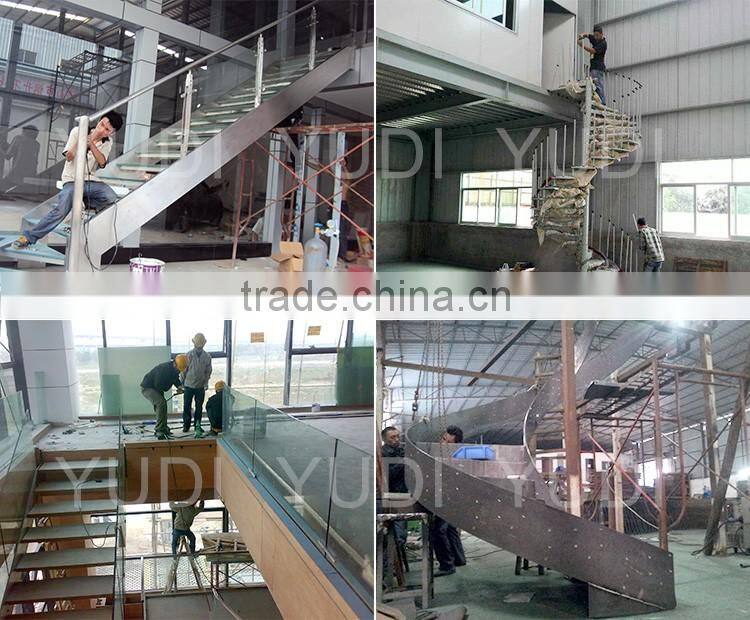 2016 New Design Indoor Staircase With Oak tread and decorative railing