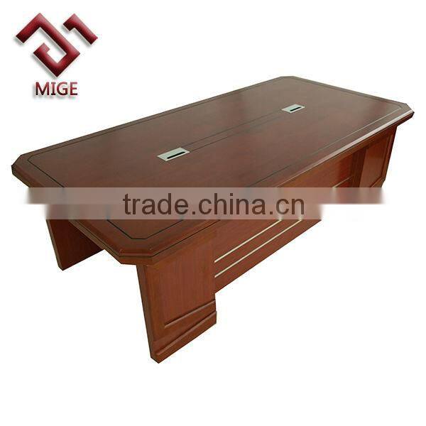 Quality Finishing 2.4m Oak Meeting Table