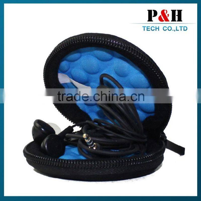 Personalized portable waterproof neoprene zipper earphone carrying case