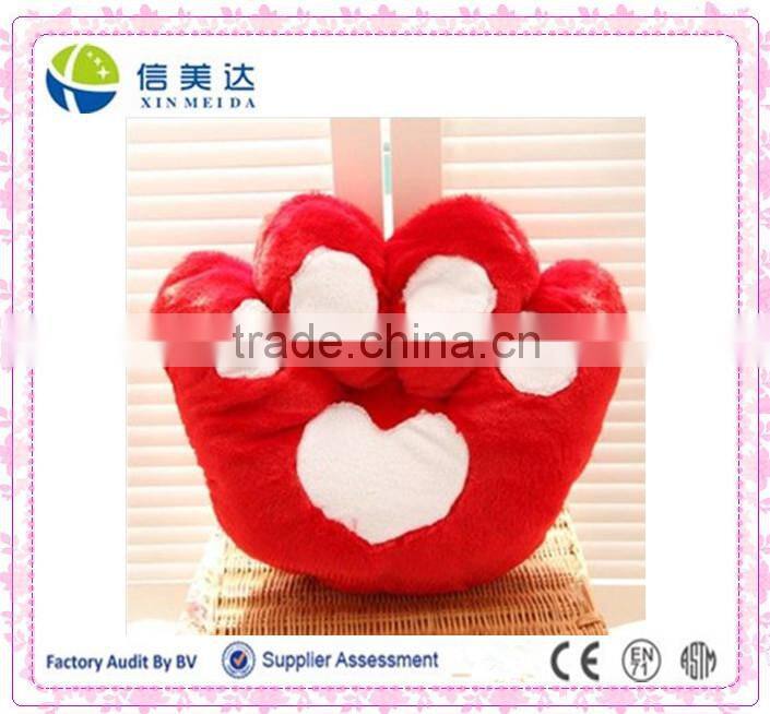 Comfortable cushion shape bear's-paw
