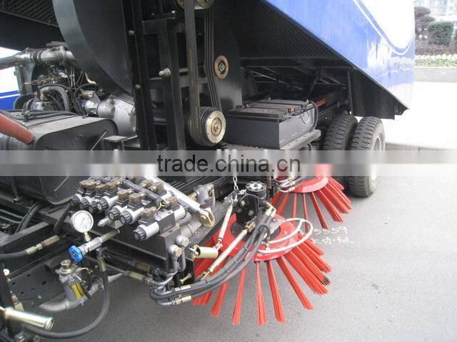 Factory sale cheap price customized good quality 4x2 dongfeng 5m3 5cbm road sweeping vehicle