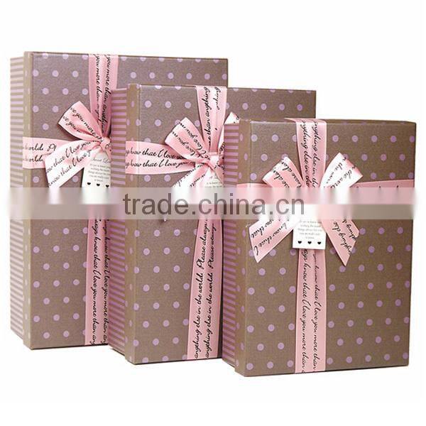 Luxury Paper With Ribbon Wedding Gift Box