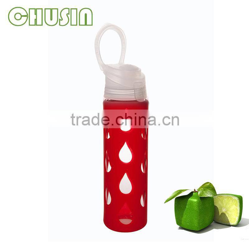 borosilicate glass water bottle with silicone sleeve and fruit infuser 100% food grade