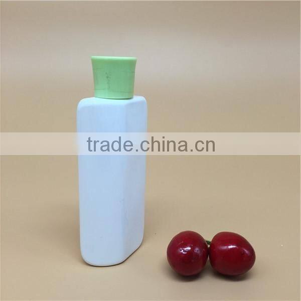 Screen printing high quality 80ml PET plastic bottle with lid for cream boday care