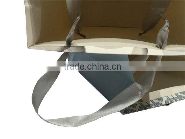 Unique Fashion Three-dimensional Paper Bag With Logo Print