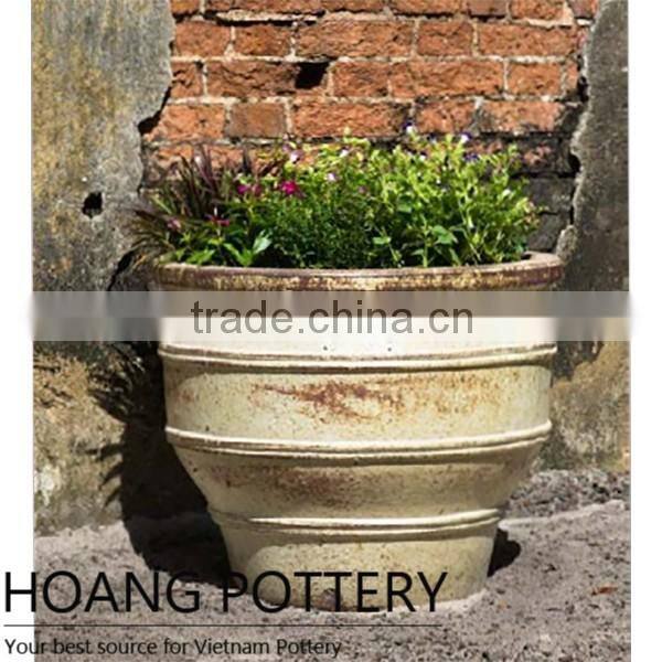 Wholesale Antique Pots - Rustic Planters Outdoor