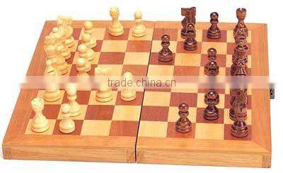 Honrui wooden chess game WG003