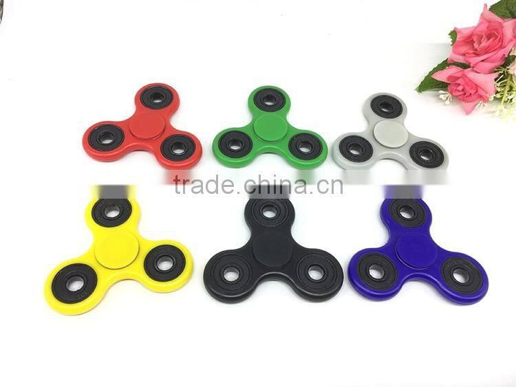 2017 New Fashion luminous spinner fidget LED light hand spinner