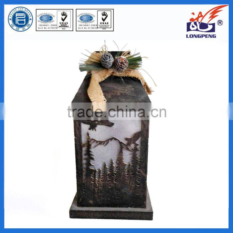 2015 Best Seller European Style Wooden LED Lighted Decrative Lantern for Holiday Decoration