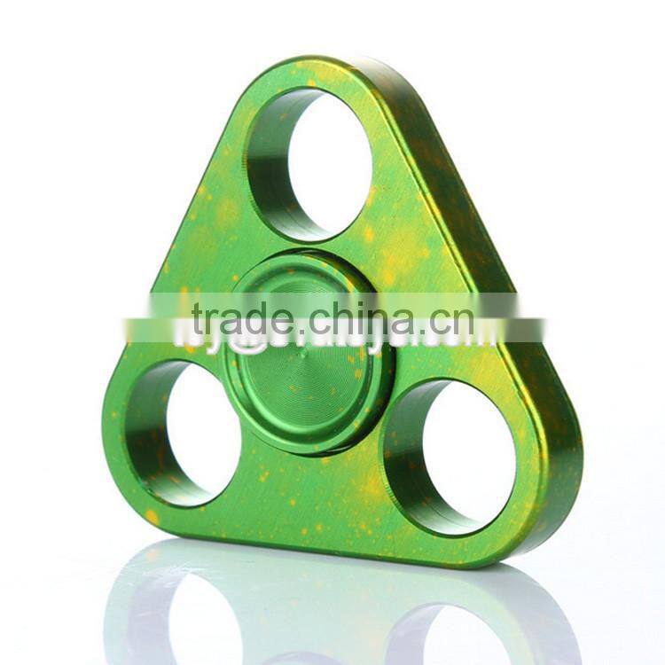 Hot selling on Amazon Fingertip Gyro hand spinner W01A280