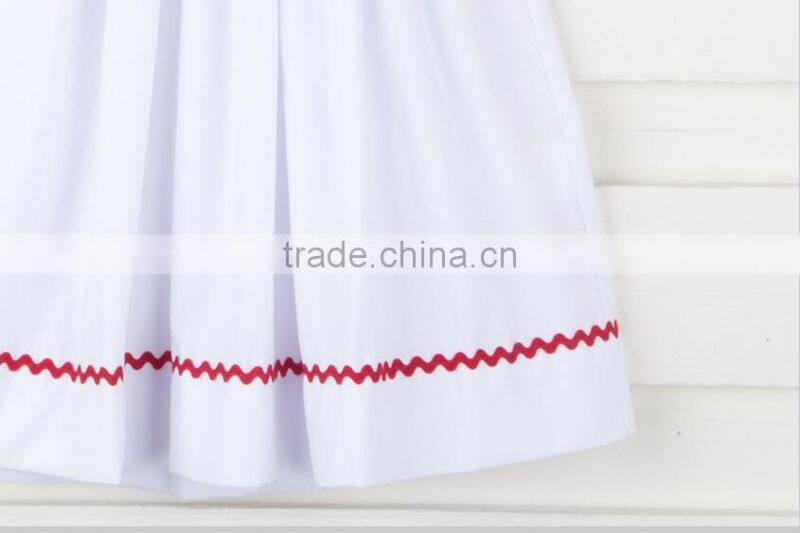 2017 White Summer baby short sleeve Stars and Stripes smocked Dress children frocks designs for kids clothing