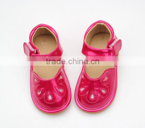 Wholesale handmade kids shoes with sound shoes for children