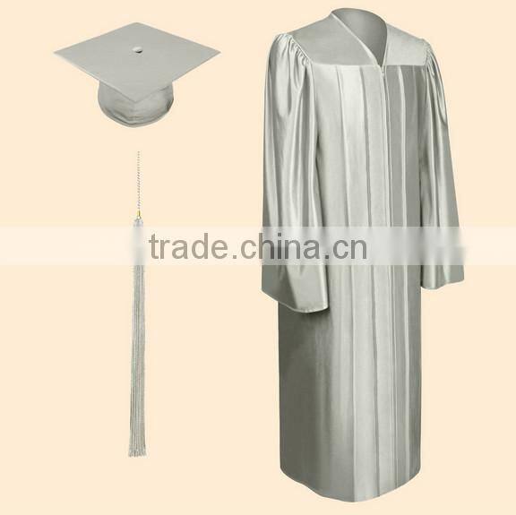 Top quality and various styles High school graduation gowns with hood and cap
