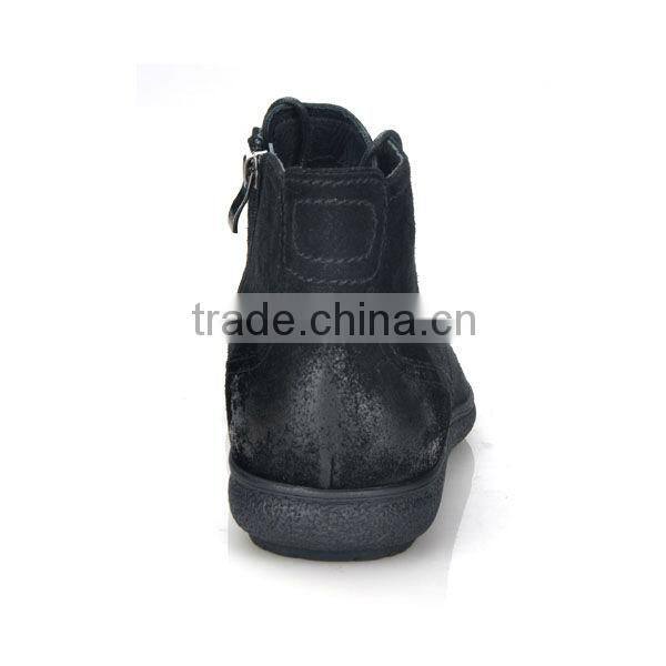 Men soft leather boots