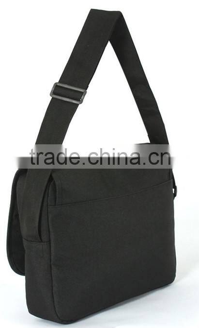 Factory customised european shoulder bag for men in china