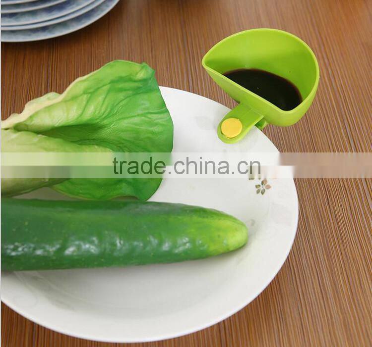 Seasoning Sauce dip bowl, cheap PP dip clip, potato chip clip