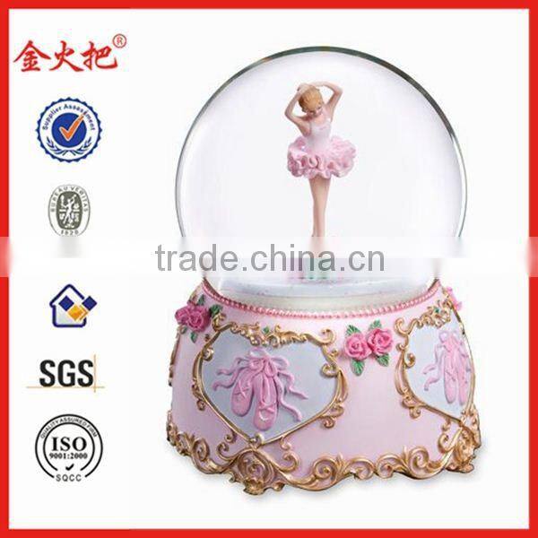 italian decorative 3D polyresin Souvenir 3d snow globe with italian city figure