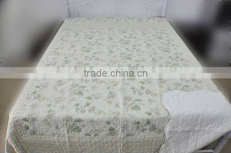 2015 high quality fake patchwork microfiber quilt set bedding set