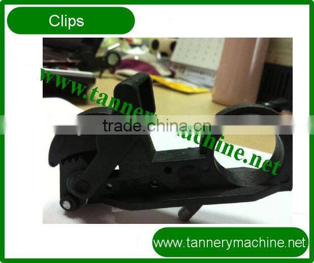 toggle clips for tanneries