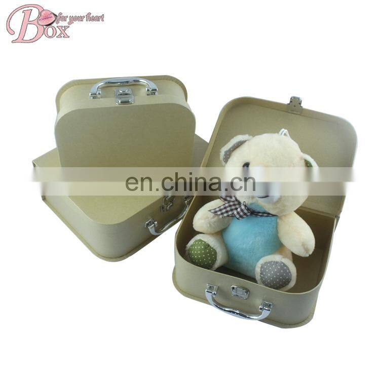 New Products 2017 Vintage Style Metal Lock Suitcase for Travel