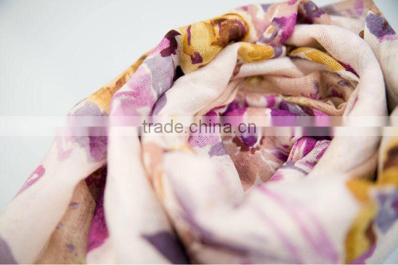 Hot sell print on scarves, women as scarves, women shawls